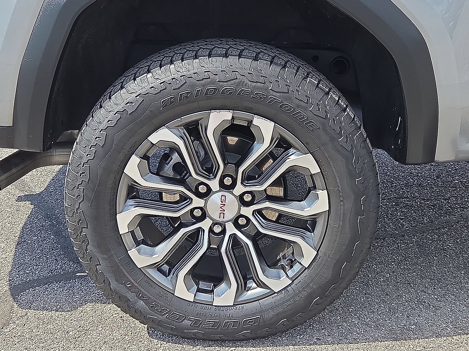 Certified 2024 GMC Canyon Denali AWD/4WD image 17