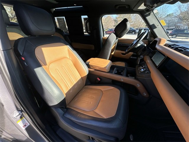 Used 2021 Land Rover Defender 90 X image 27