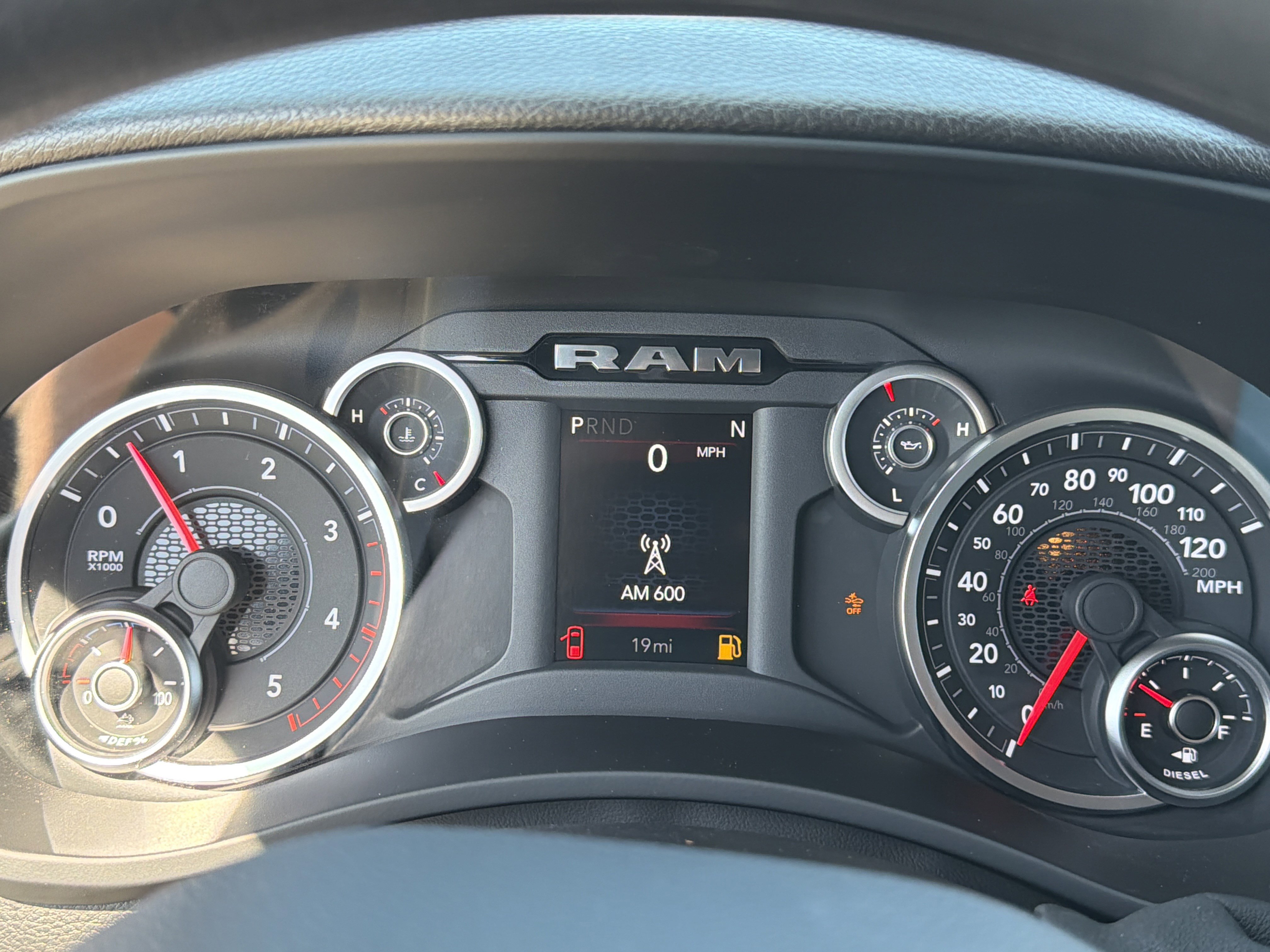 New 2026 RAM 5500 Tradesman w/ Chrome Appearance Group AWD/4WD image 19