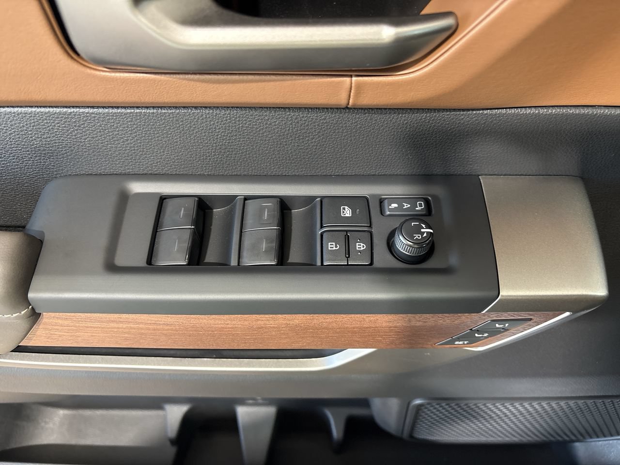 New 2026 Toyota Tundra 1794 Edition AWD/4WD image 13