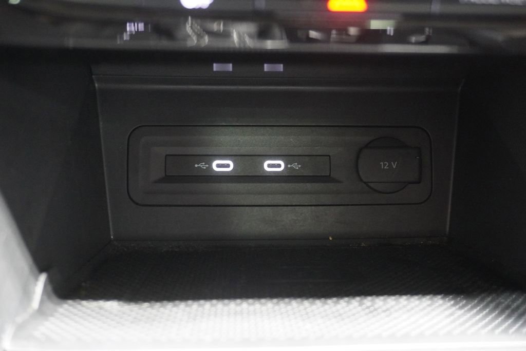 Used 2021 Volkswagen Atlas SEL Premium image 23