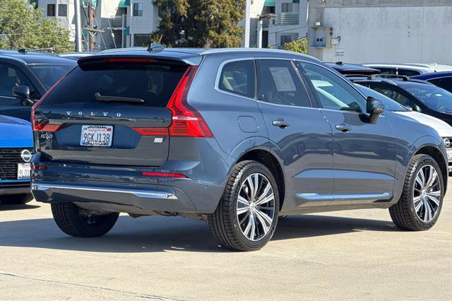 Certified 2023 Volvo XC60 T8 Ultimate image 3