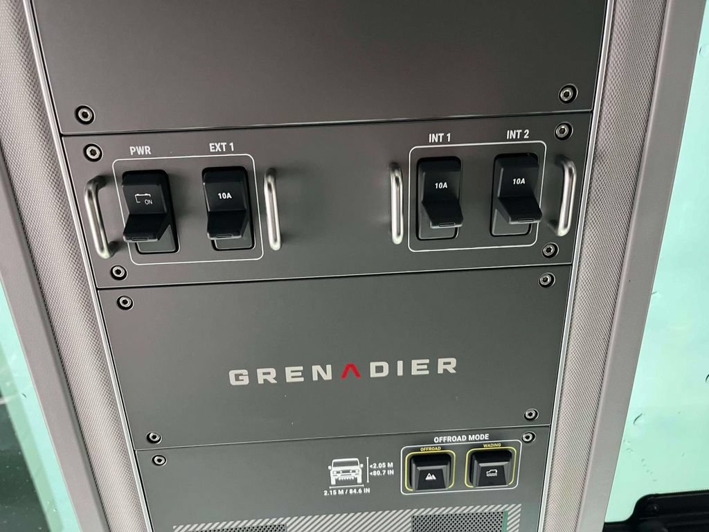Used 2024 INEOS Grenadier Station Wagon AWD/4WD image 38