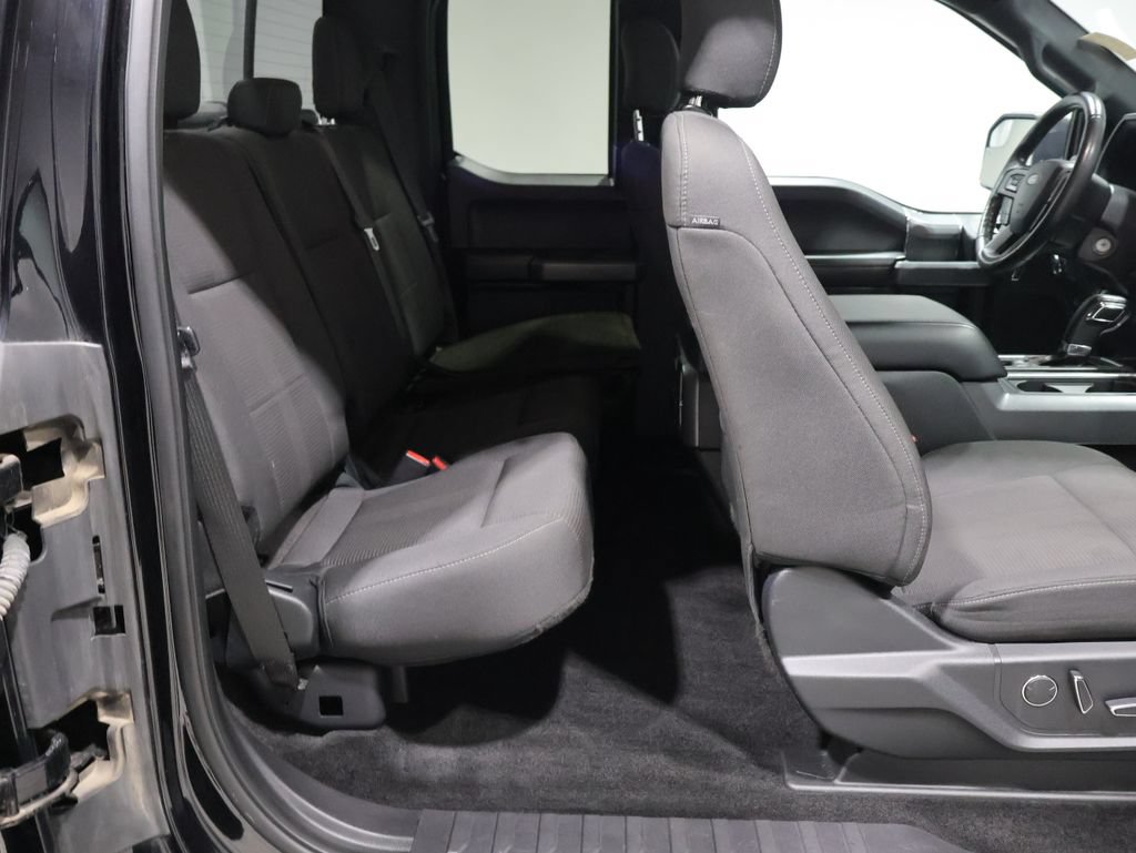 Used 2017 Ford F150 XLT w/ Equipment Group 302A Luxury AWD/4WD image 21