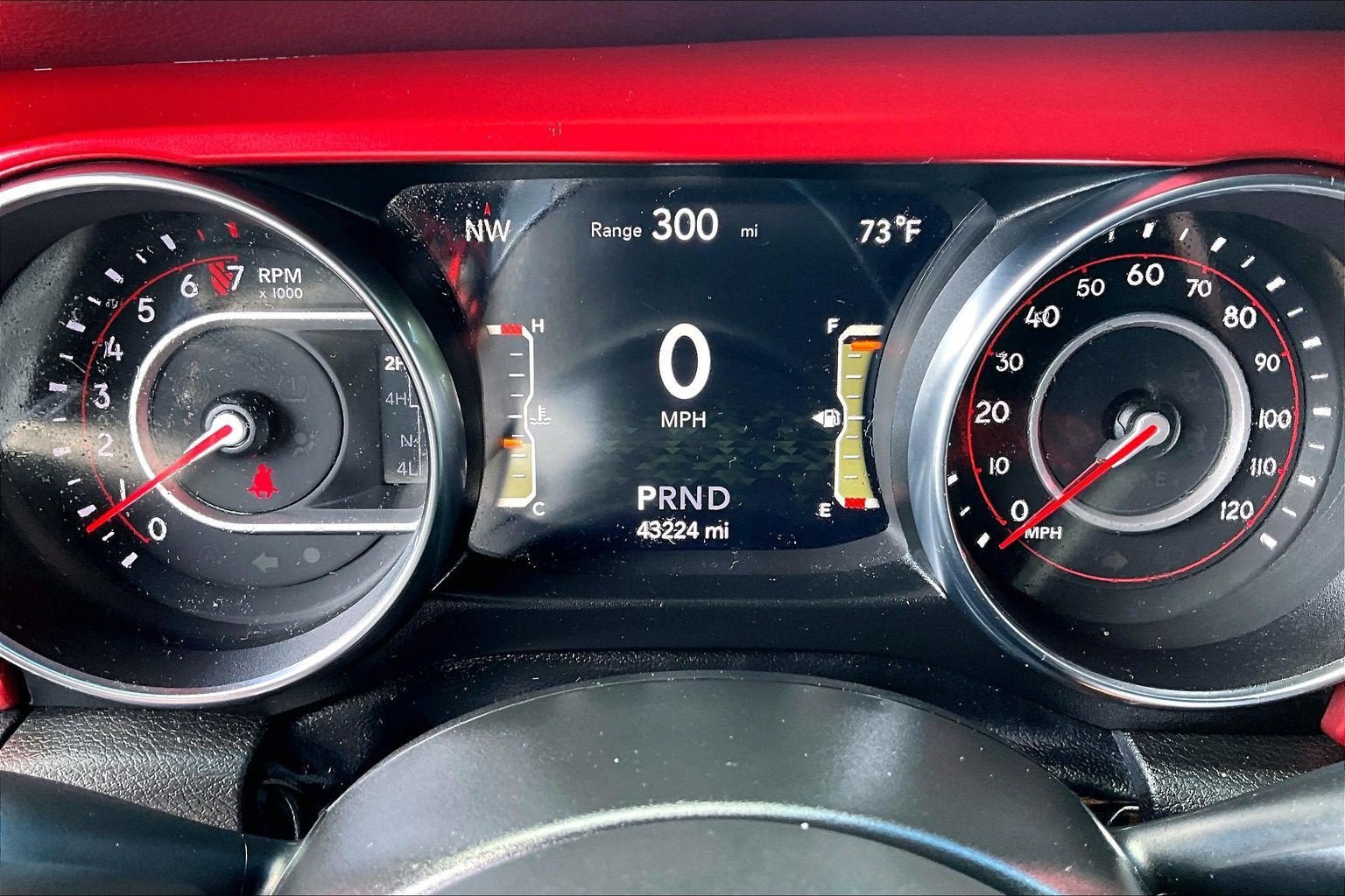 Used 2022 Jeep Wrangler Unlimited Rubicon AWD/4WD image 15