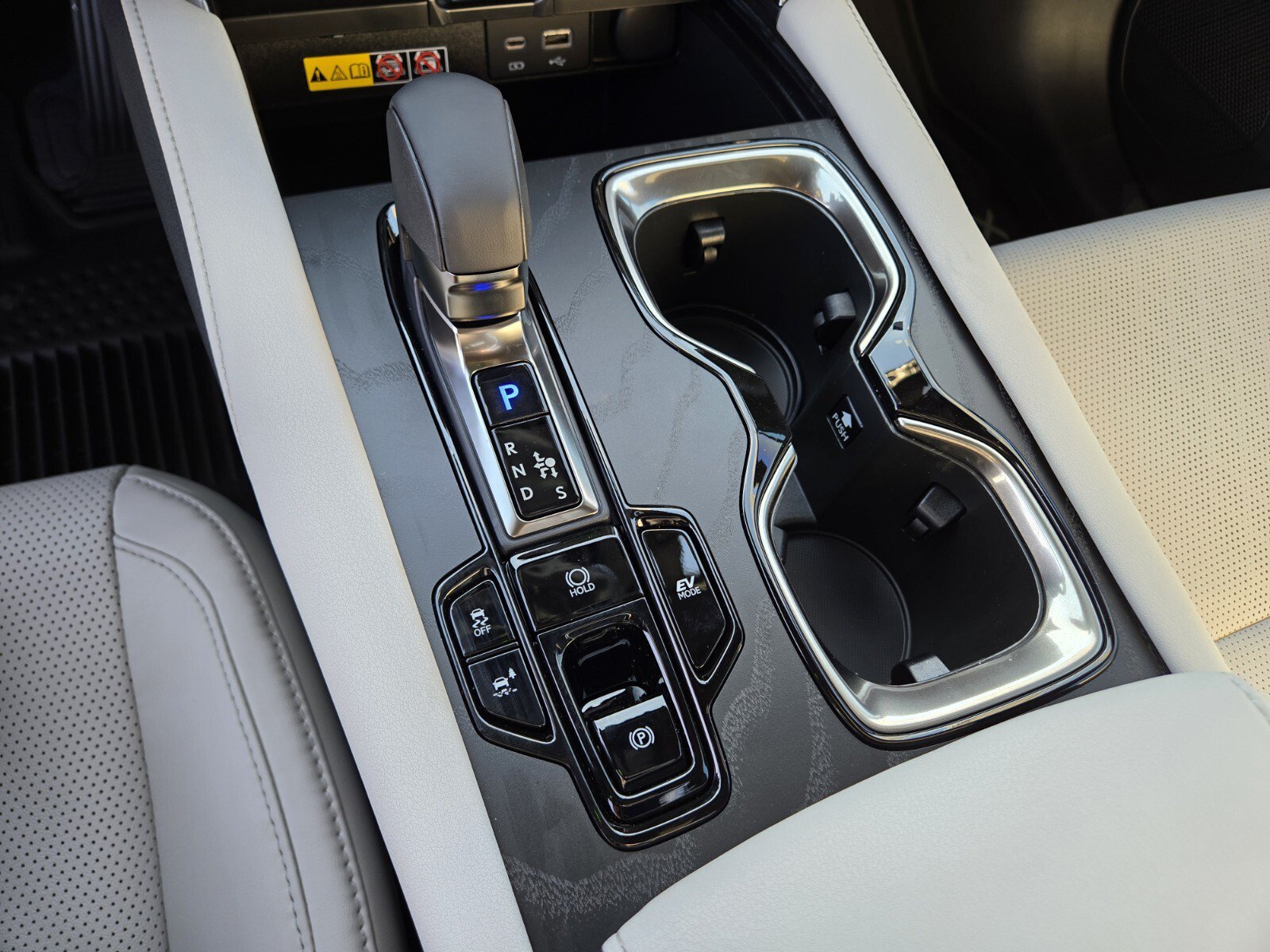 New 2026 Lexus RX 350h AWD/4WD image 13