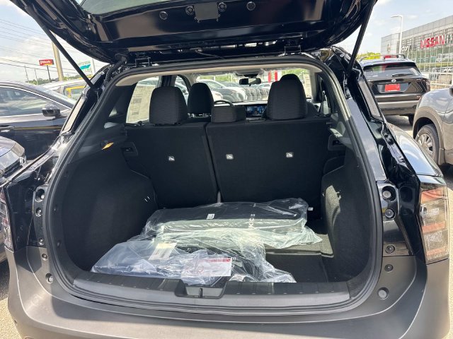 New 2026 Nissan Kicks S FWD image 12