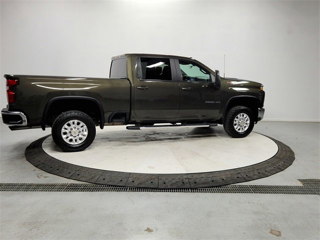 Used 2022 Chevrolet Silverado 3500 LT w/ Convenience Package image 8