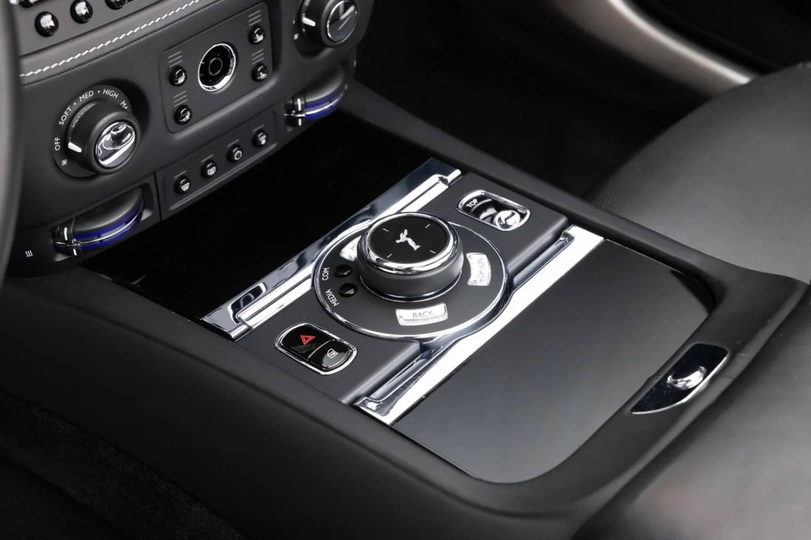 Used 2019 Rolls-Royce Dawn RWD image 36