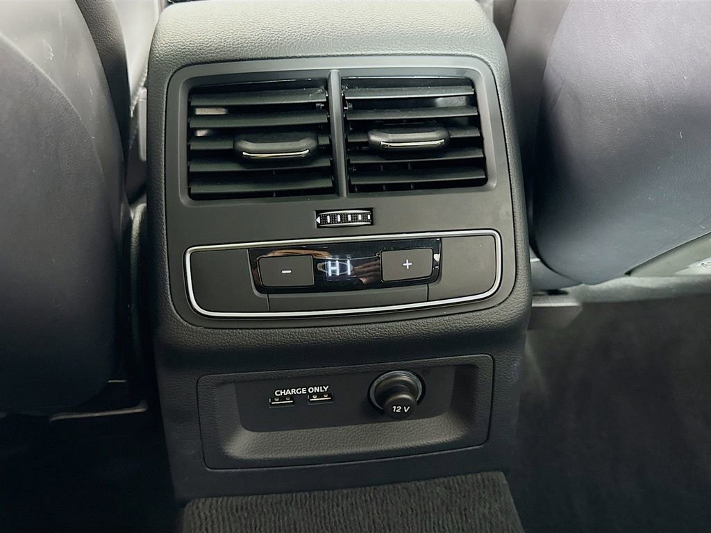 Used 2023 Audi S4 Premium Plus w/ Premium Plus Package image 24