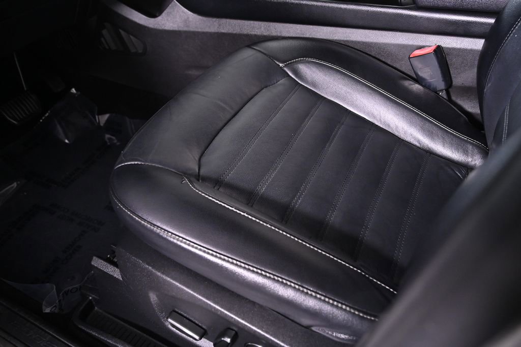 Used 2015 Ford Edge SEL w/ Equipment Group 201A image 25