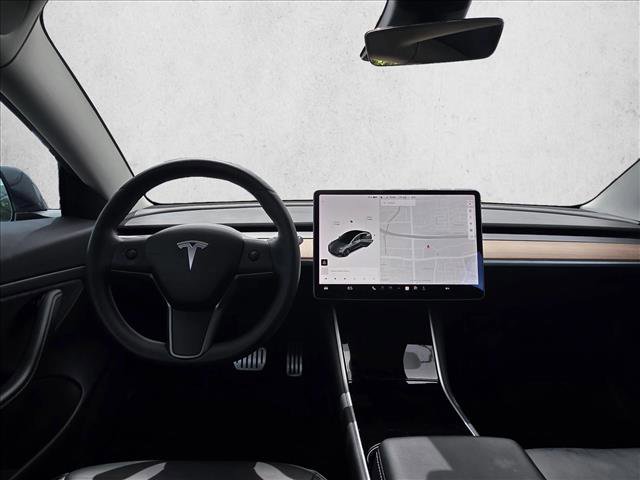 Used 2020 Tesla Model 3 Performance image 15