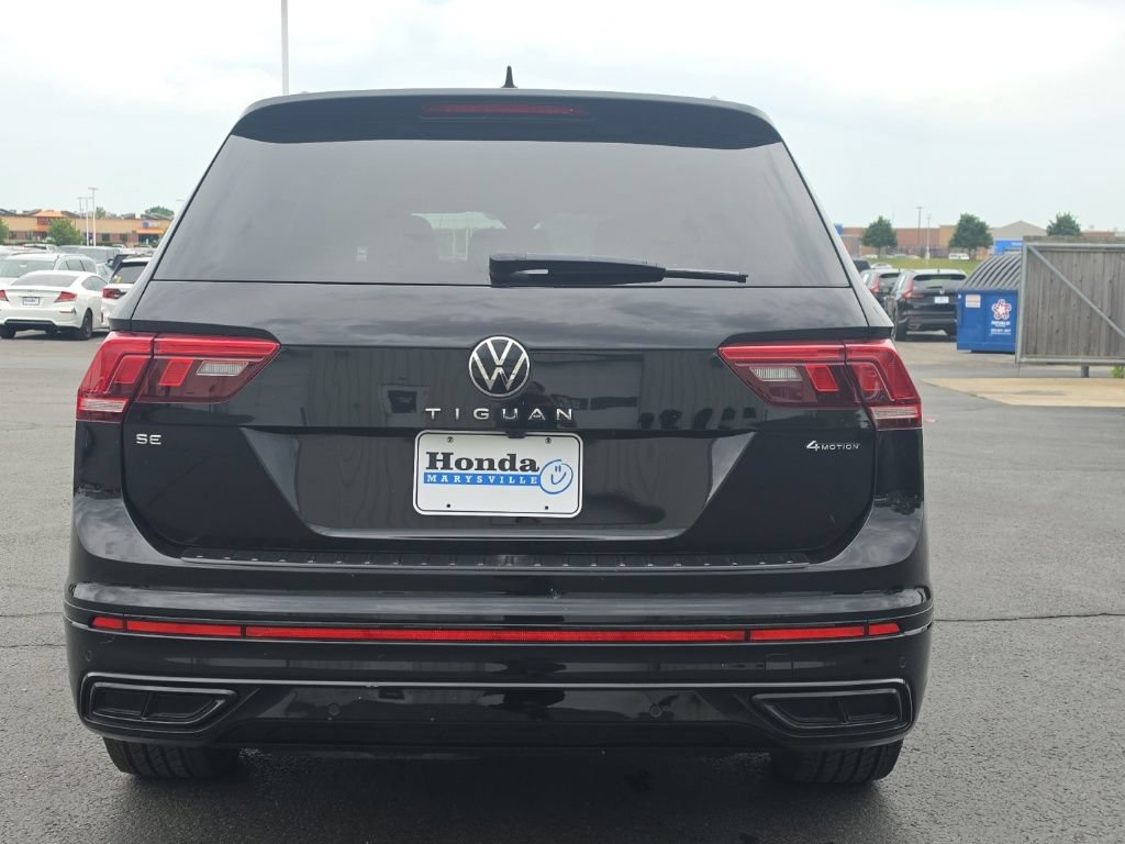 Used 2023 Volkswagen Tiguan SE R-Line AWD/4WD image 6