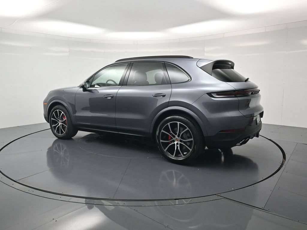 New 2026 Porsche Cayenne S AWD/4WD image 3