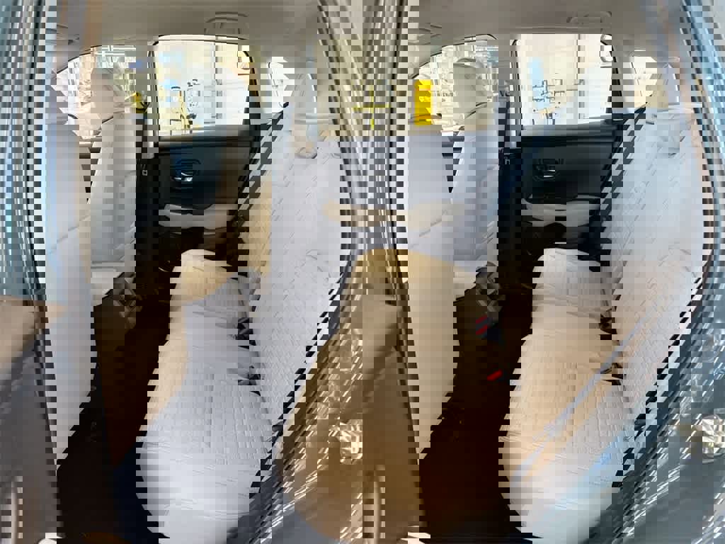 Certified 2025 Honda HR-V LX image 19