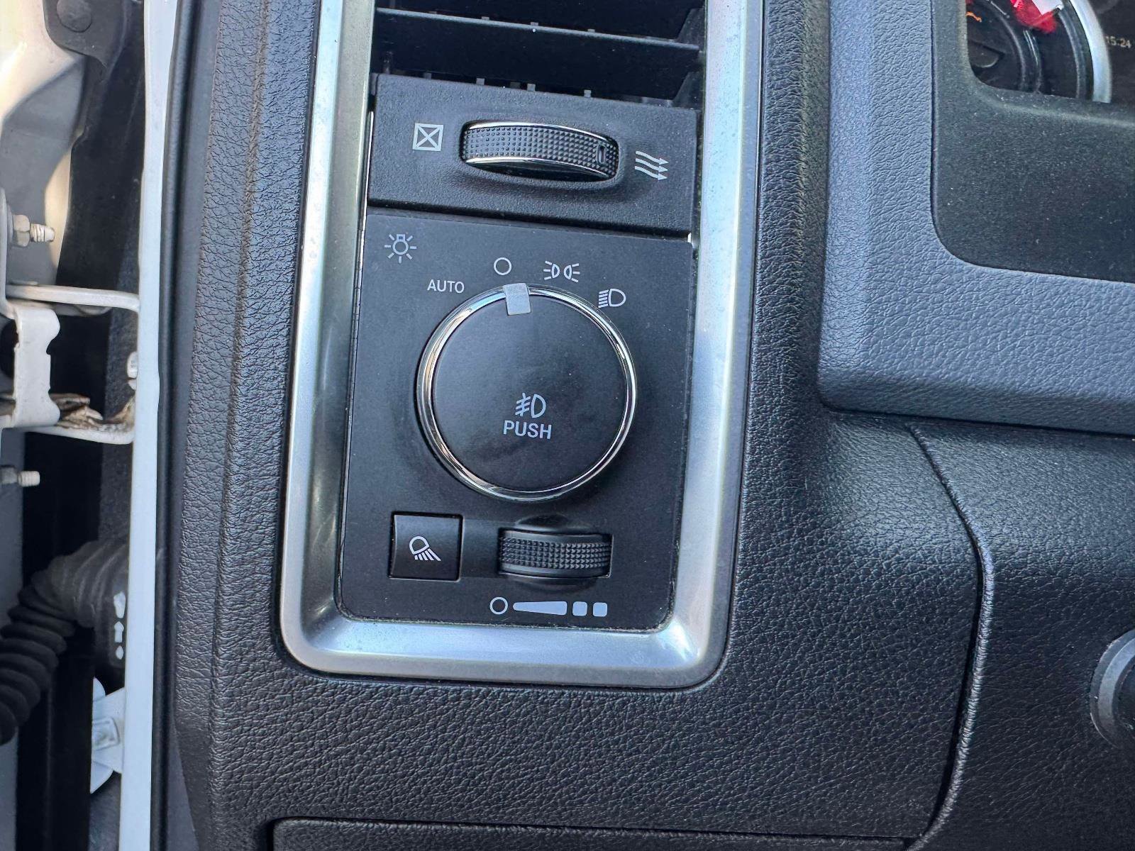 Used 2019 RAM 1500 Classic Warlock w/ Electronics Group image 27