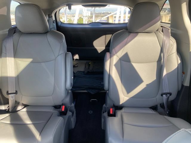 Used 2021 Toyota Sienna XLE AWD/4WD image 20