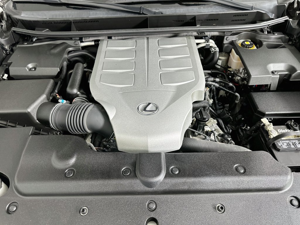 Used 2020 Lexus GX 460 Premium AWD/4WD image 32