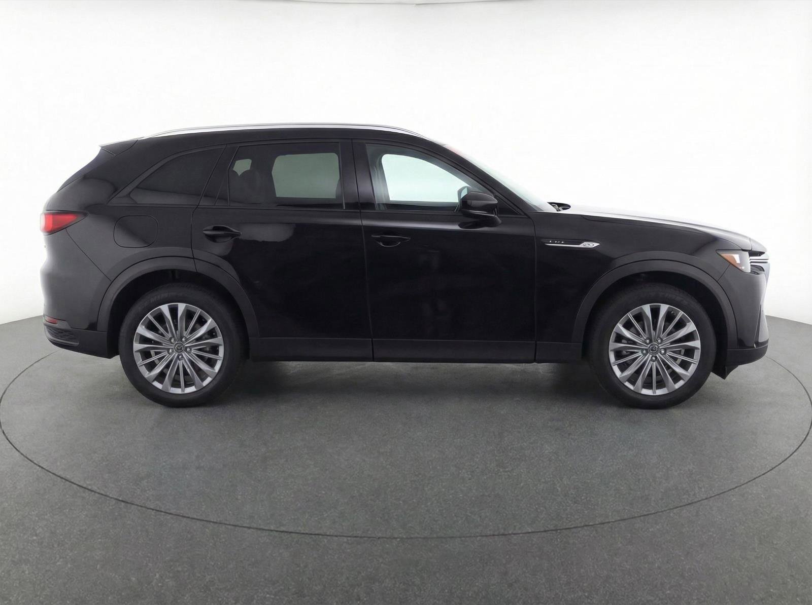 Used 2025 MAZDA CX-90 Plug-In Hybrid w/ Preferred image 8