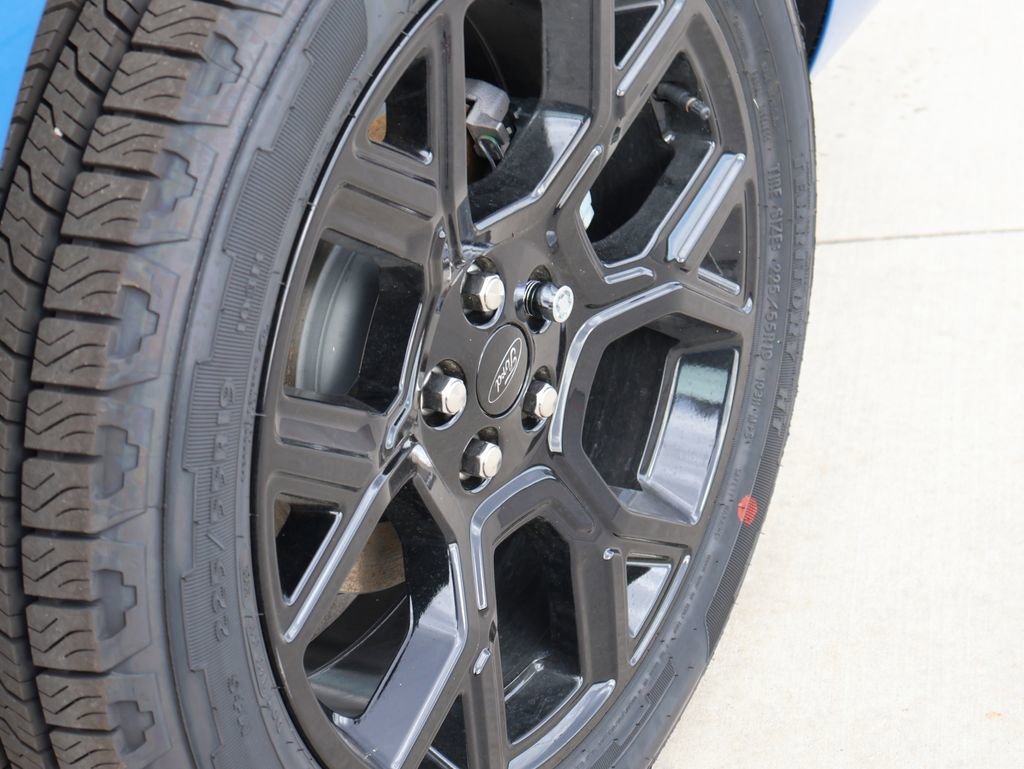 New 2026 Ford Maverick Lobo AWD/4WD image 39