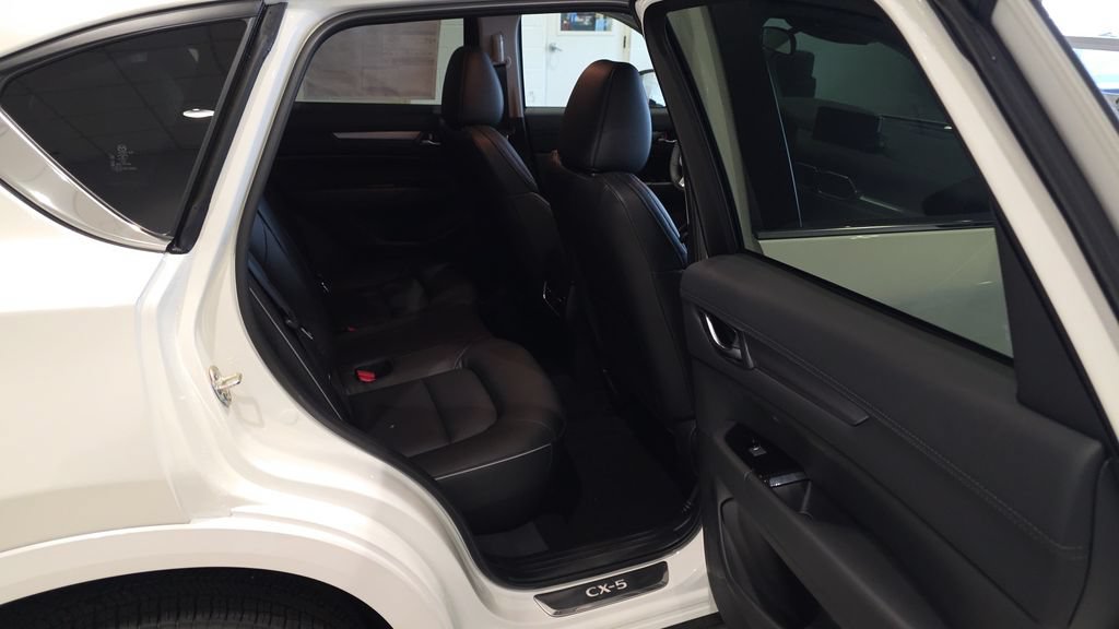 Used 2025 MAZDA CX-5 AWD 2.5 S w/ Select Package image 14