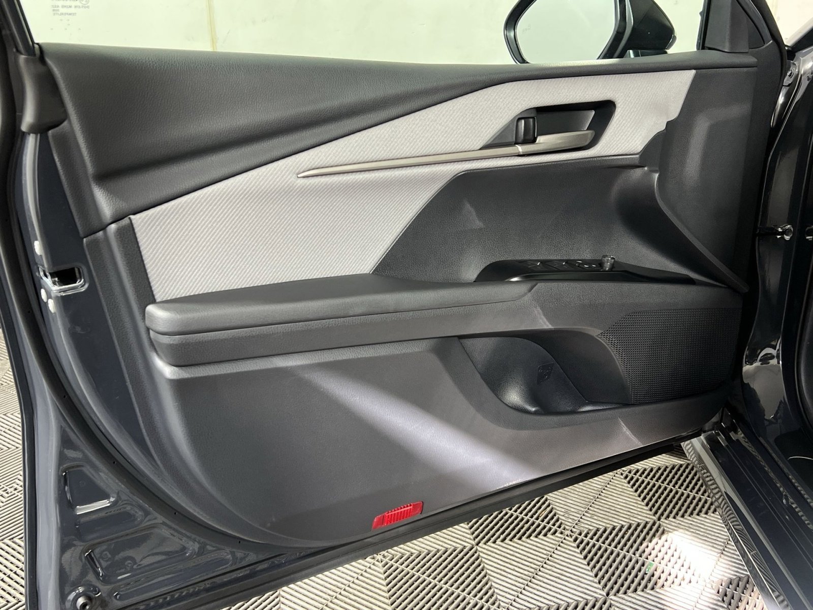 Used 2026 Toyota Camry SE image 14