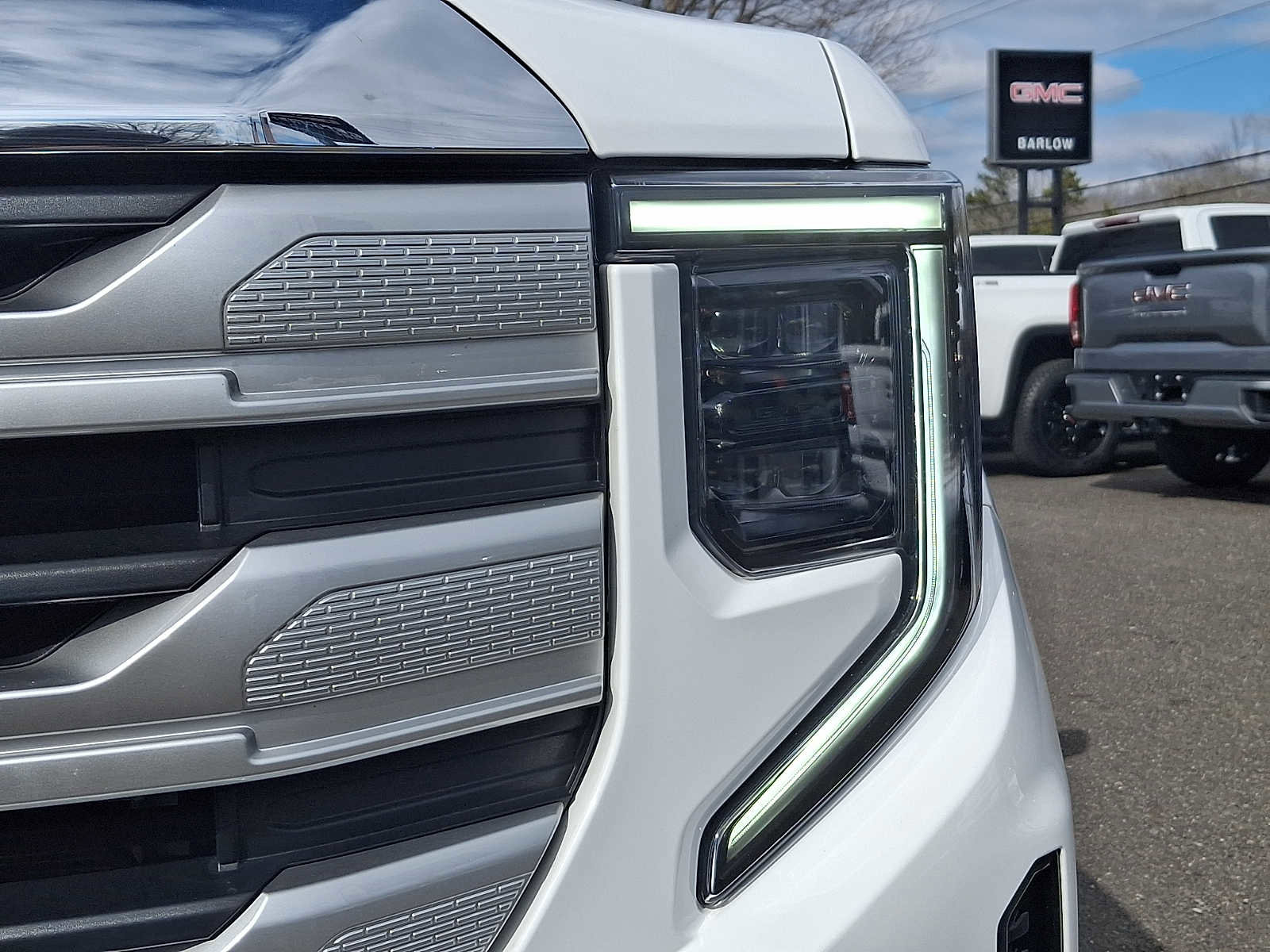 Certified 2023 GMC Sierra 1500 SLE image 11