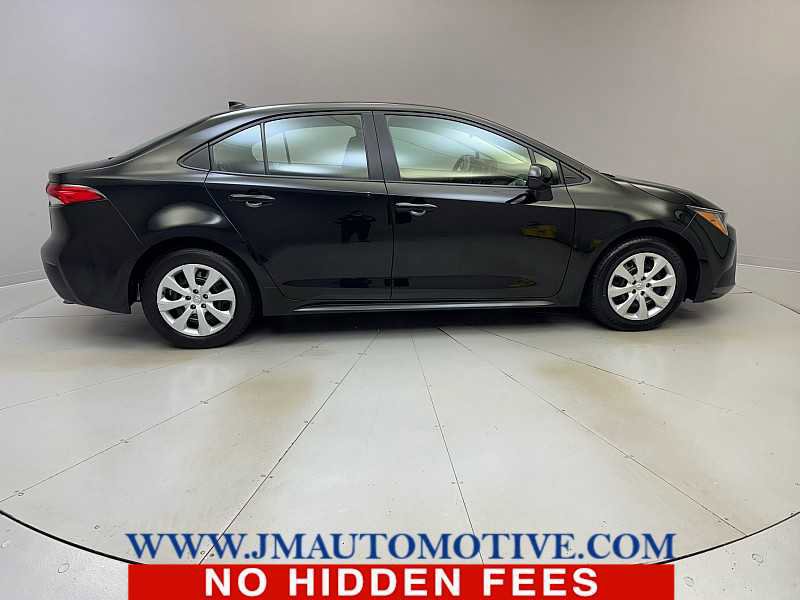 Used 2023 Toyota Corolla LE image 6