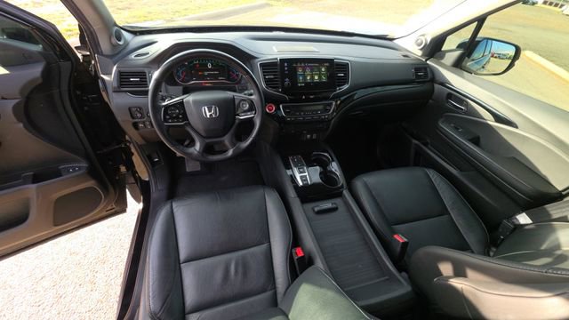 Used 2021 Honda Pilot Touring image 19