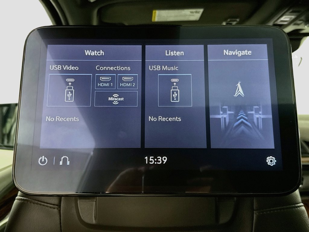 Used 2021 Cadillac Escalade Premium Luxury AWD/4WD image 26