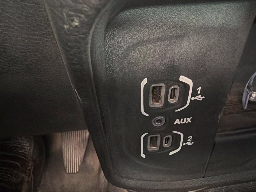 Used 2022 RAM 2500 Tradesman w/ Chrome Appearance Group AWD/4WD image 24