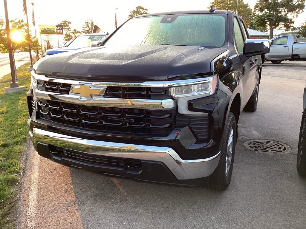New 2026 Chevrolet Silverado 1500 LT image 2