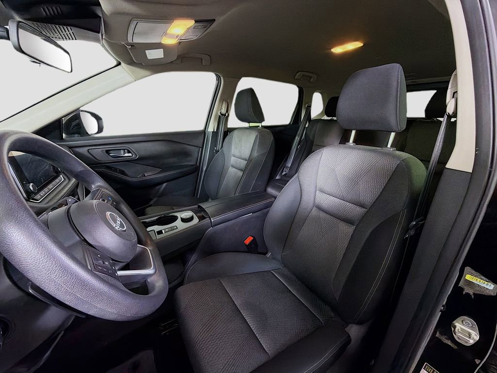 Used 2024 Nissan Rogue SV AWD/4WD image 13