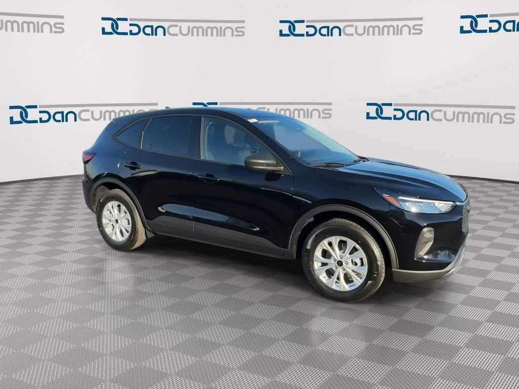 New 2026 Ford Escape Active w/ Cold Weather Package AWD/4WD image 2