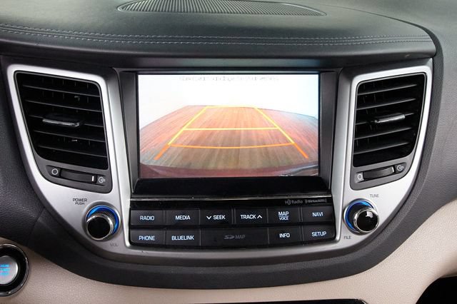 Used 2016 Hyundai Tucson Limited w/ Option Group 03 AWD/4WD image 15