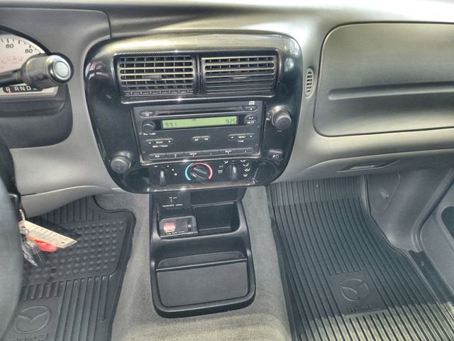 Used 2004 MAZDA B-Series Pickup 2WD Regular Cab B3000 w/ Convenience Pkg image 16