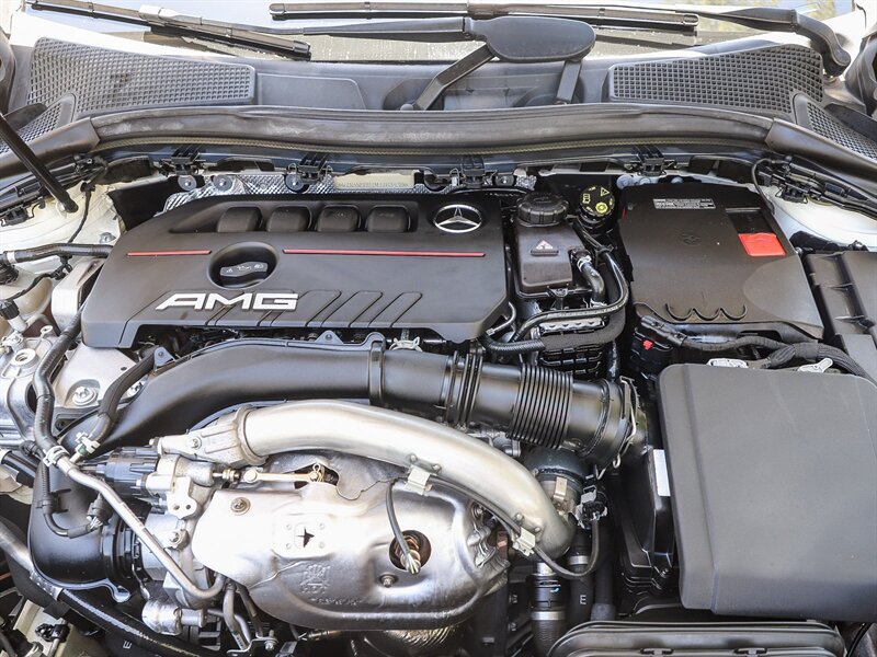 Used 2021 Mercedes-Benz GLA 35 AMG 4MATIC image 37