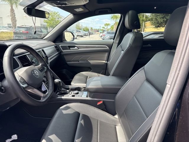Used 2023 Volkswagen Atlas Cross Sport SE w/ Panoramic Sunroof Package AWD/4WD image 14