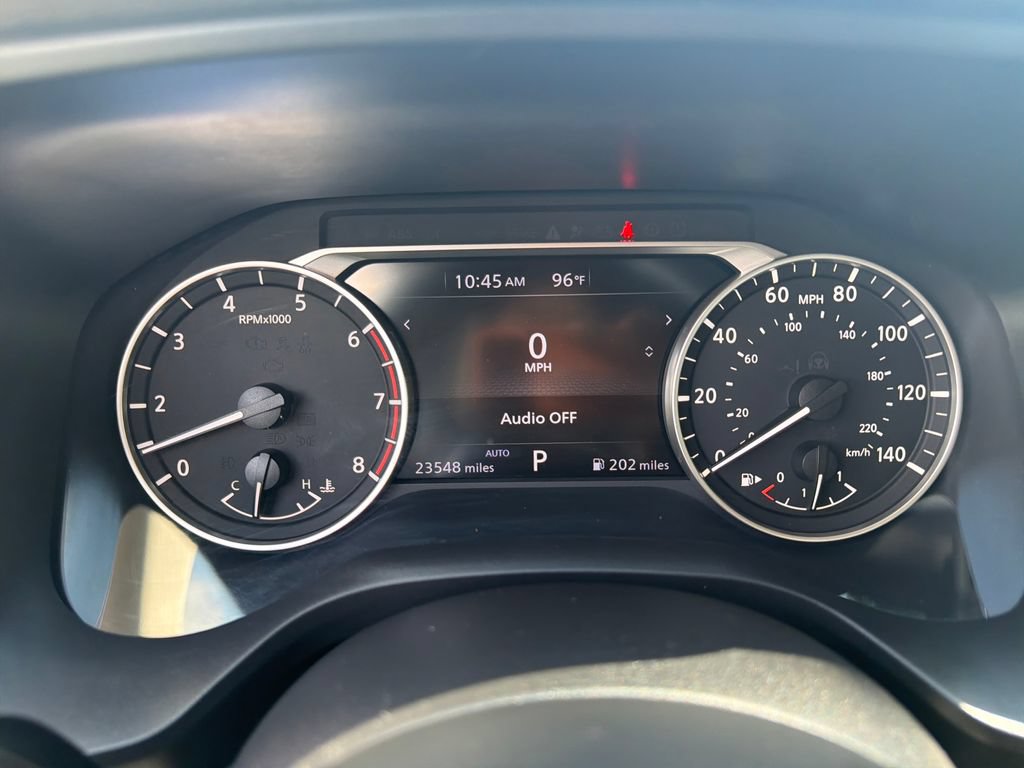 Used 2023 Nissan Rogue SV AWD/4WD image 18