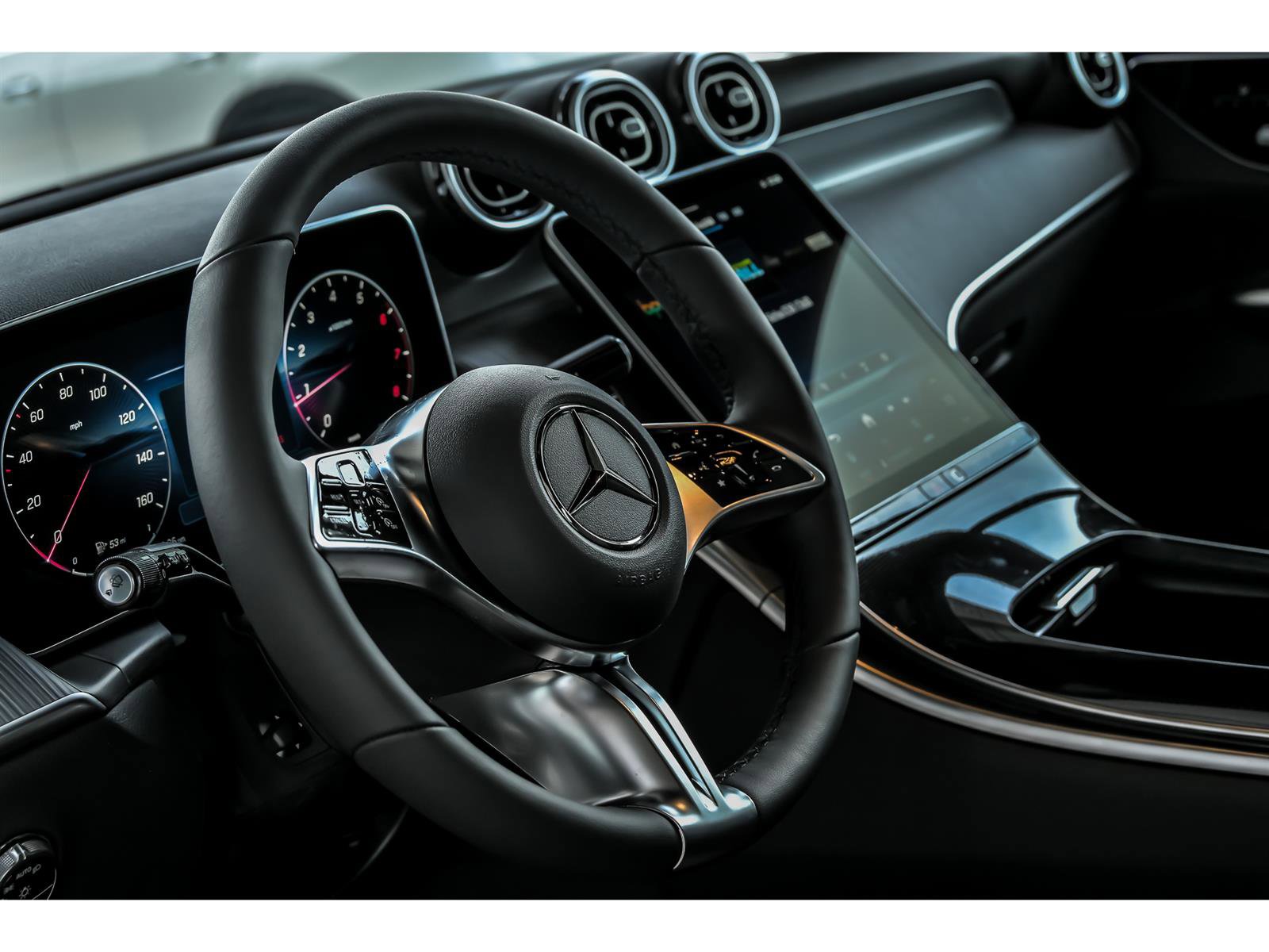 New 2026 Mercedes-Benz GLC 300 4MATIC image 10
