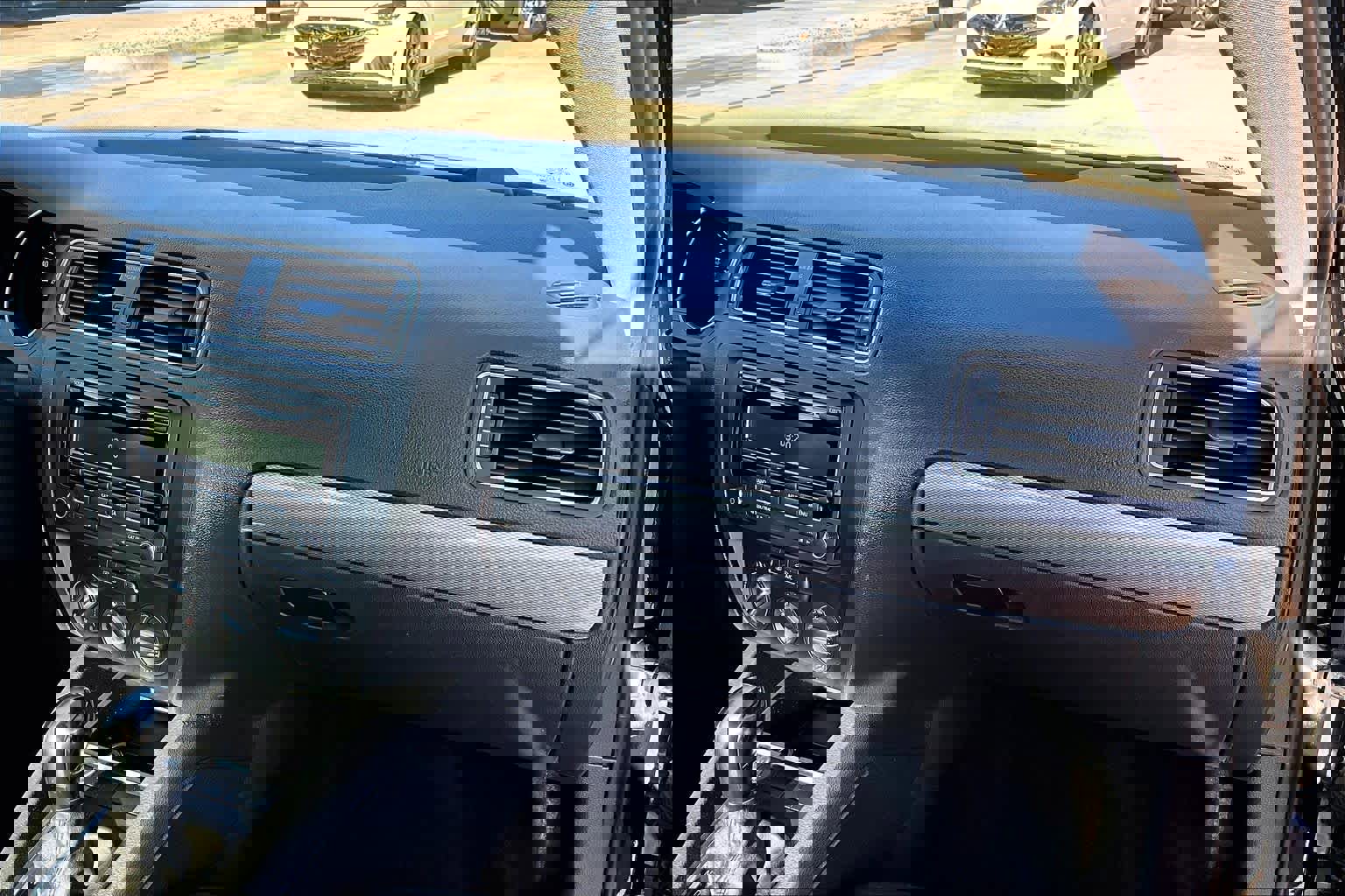 Used 2015 Volkswagen Jetta SE image 12