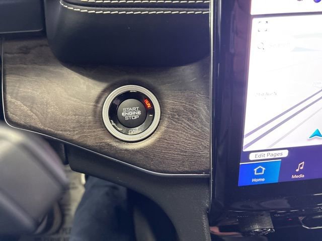 Used 2023 Jeep Grand Cherokee Overland image 41