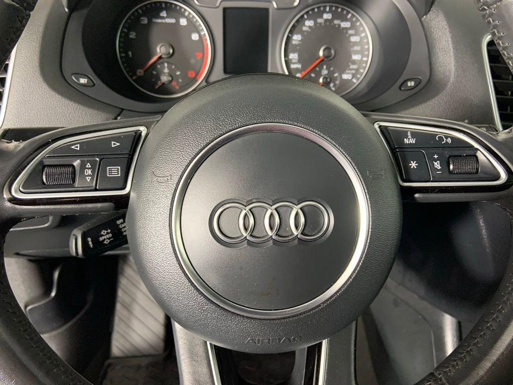 Used 2018 Audi Q3 2.0T Premium image 31