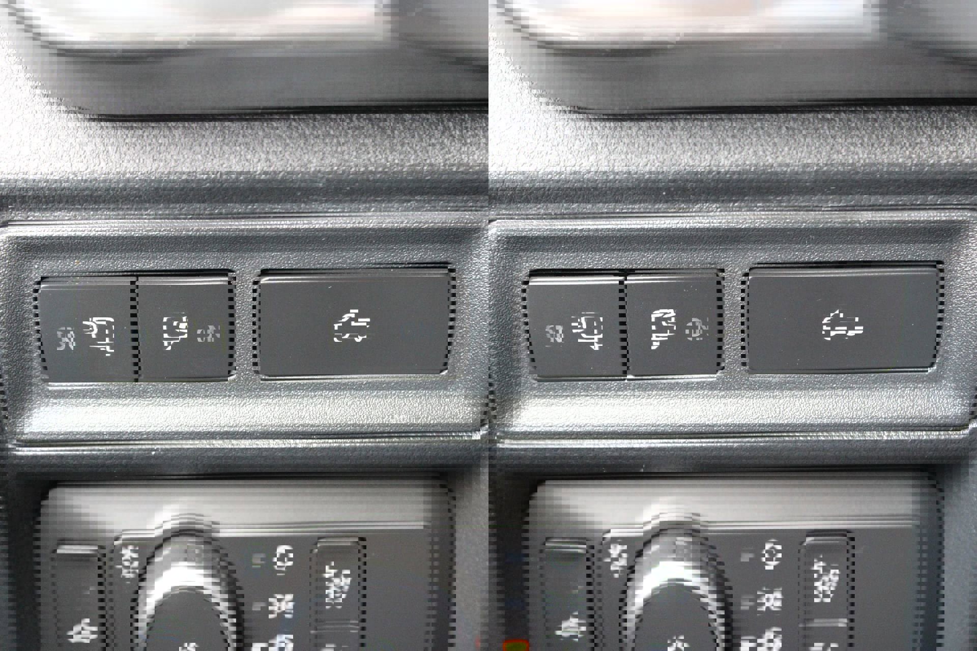 Used 2021 Ford F150 Lariat w/ FX4 Off-Road Package image 24