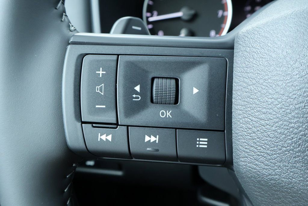 New 2026 Nissan Rogue SV image 10