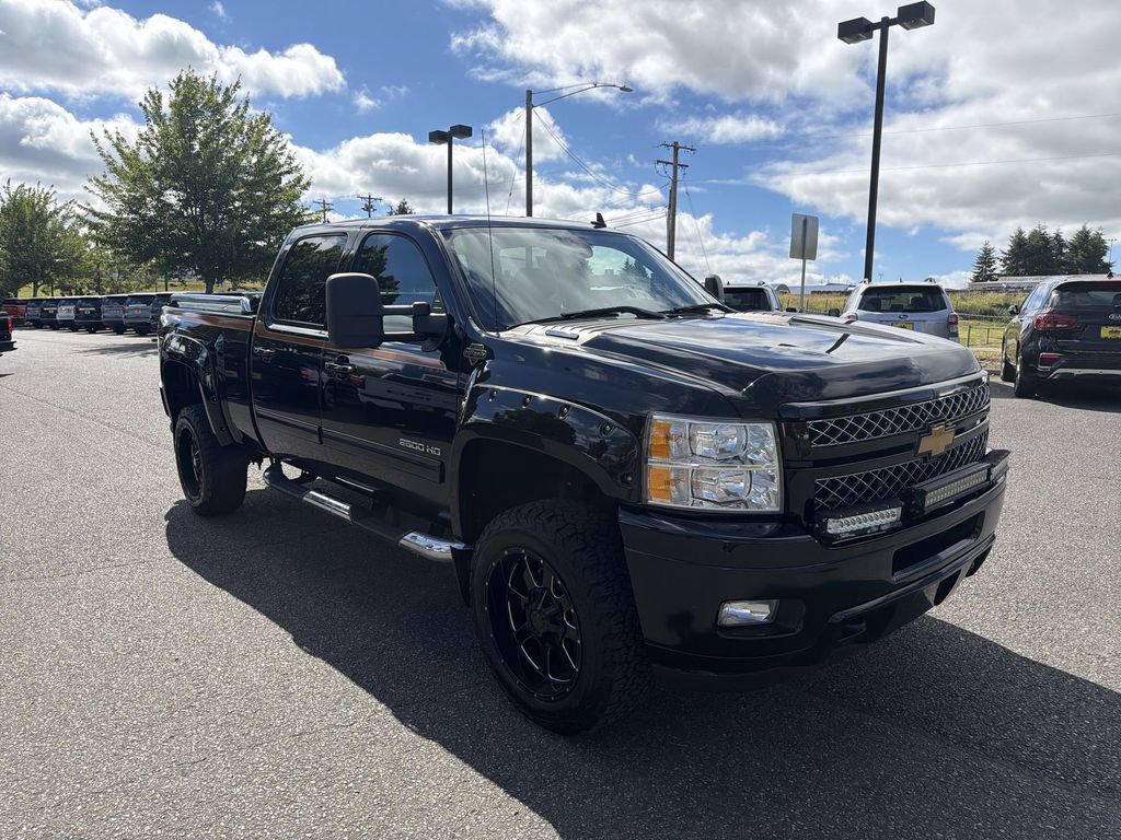 Used 2014 Chevrolet Silverado 2500 LTZ AWD/4WD image 3