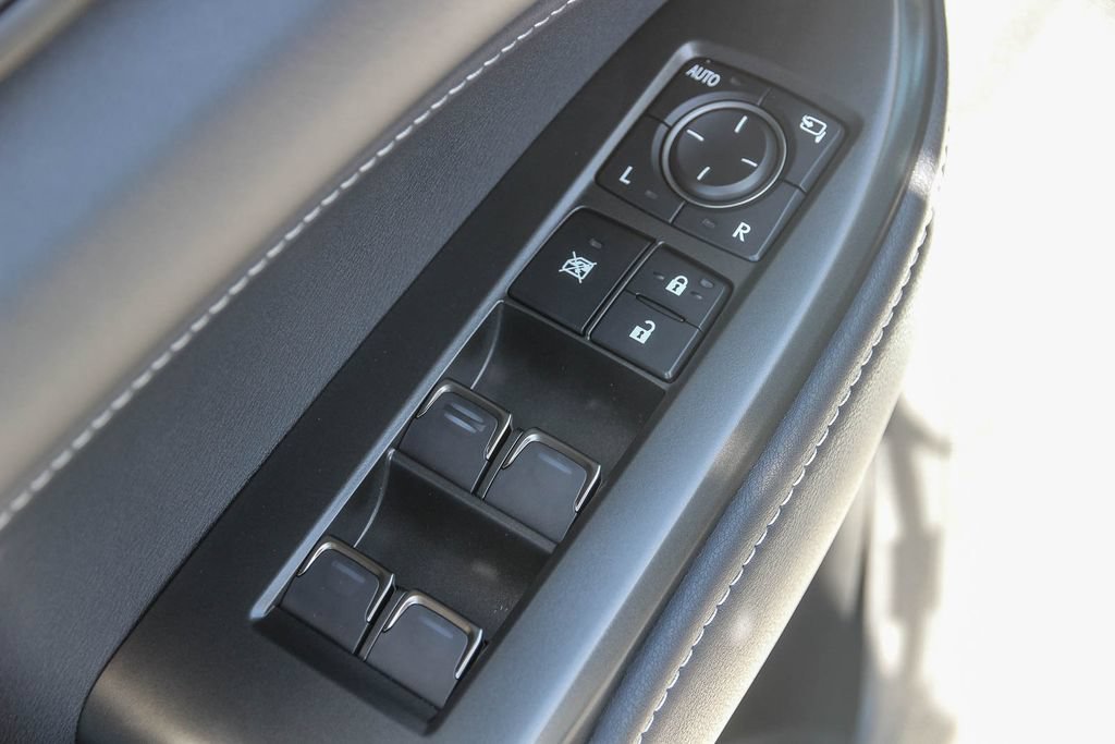 Certified 2025 Lexus NX 350 F Sport AWD/4WD image 22