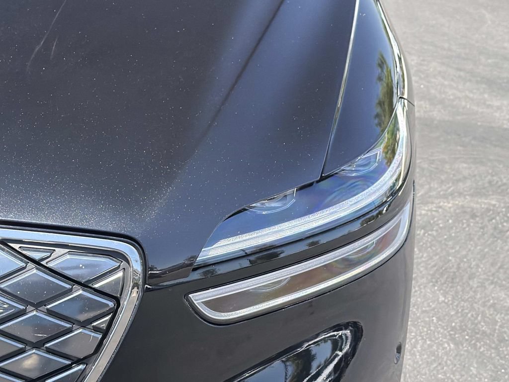 Certified 2023 Genesis Electrified GV70 AWD/4WD image 25