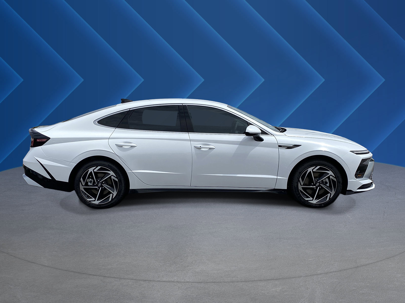 New 2026 Hyundai Sonata SEL FWD image 2
