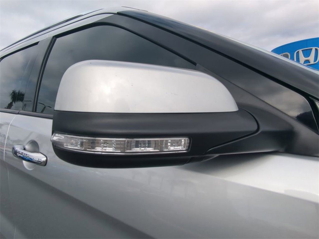 Used 2018 Ford Explorer Limited image 11